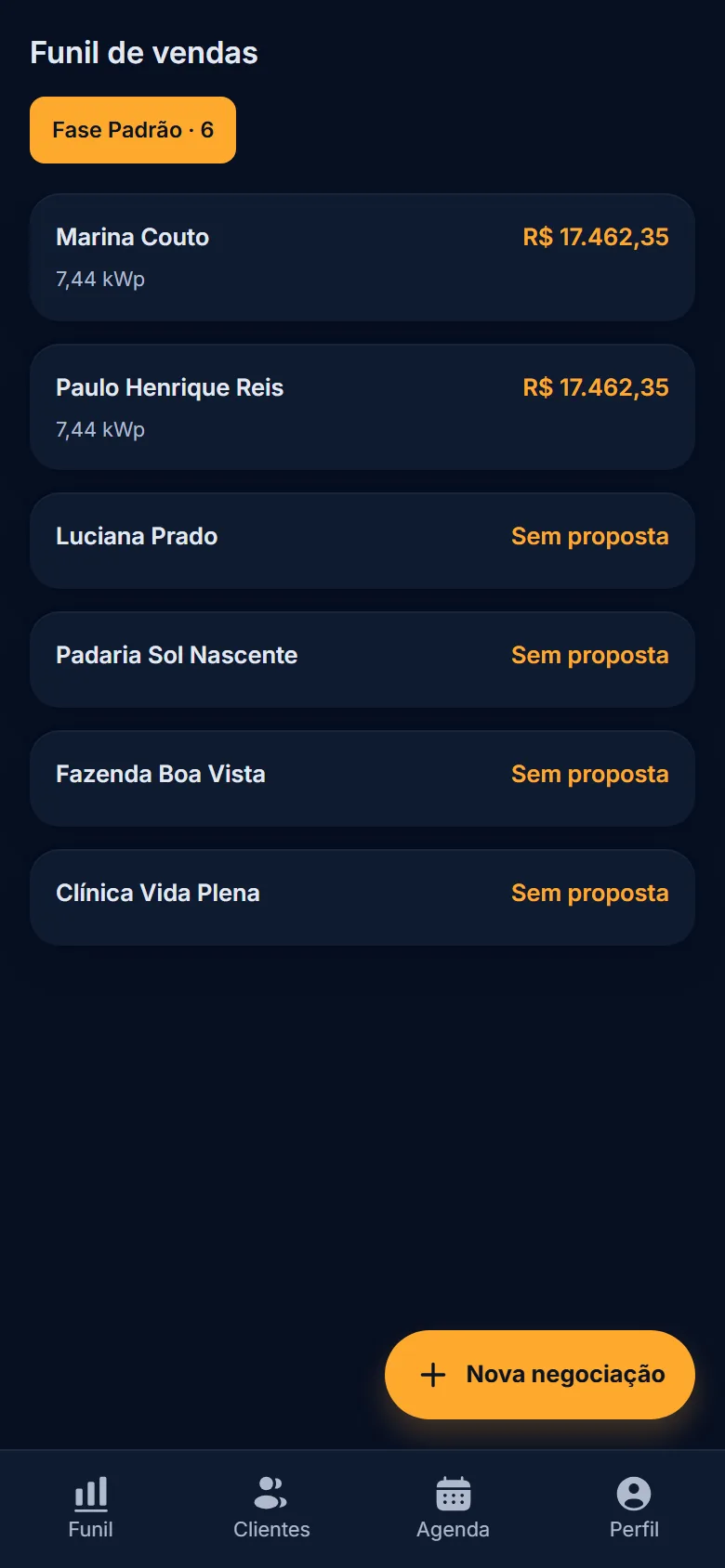 App do Vendedor no celular: aba Funil com os cartões das negociações e o botão Nova negociação